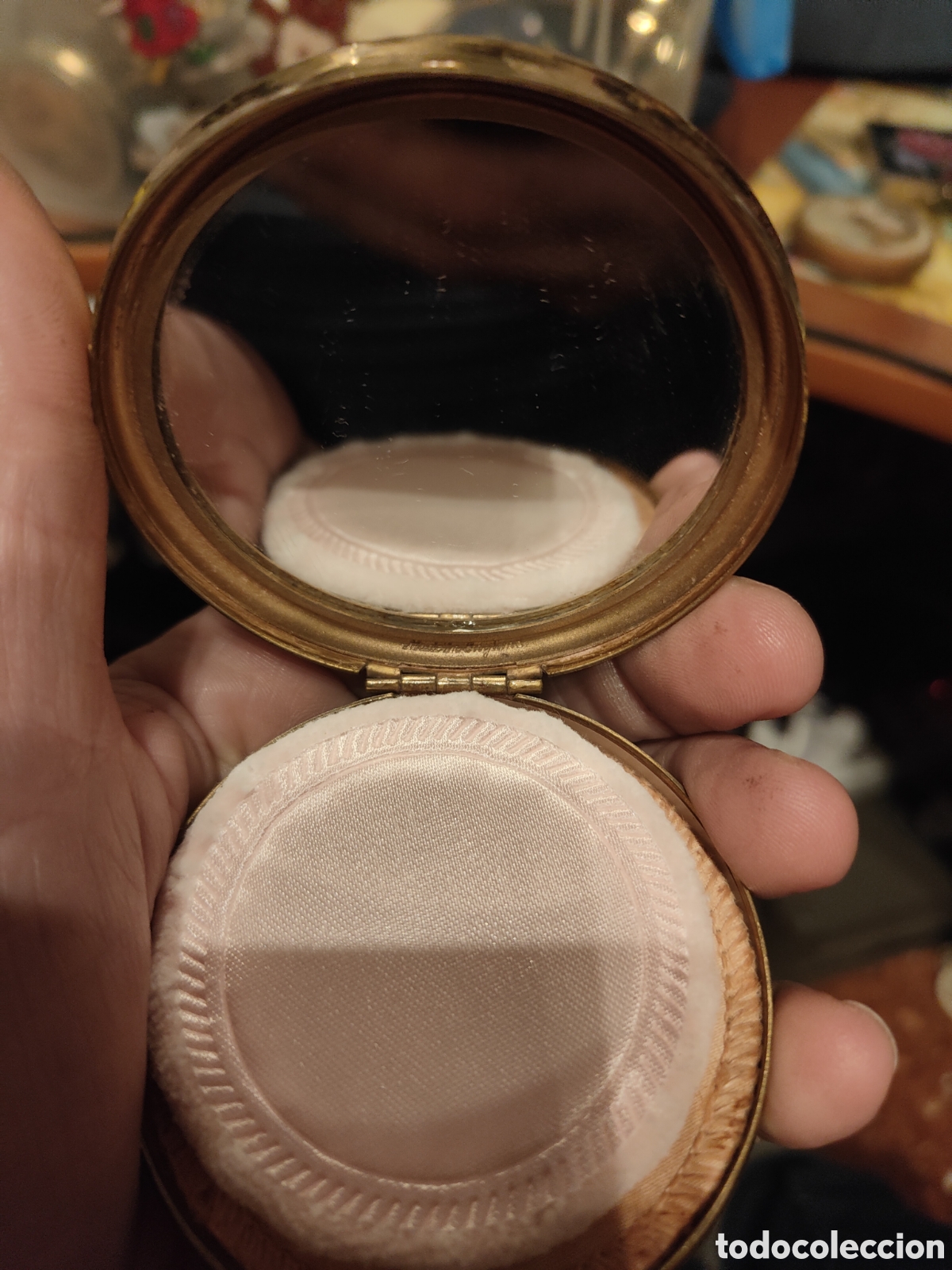 Cajas y cajitas met&aacute;licas: Vintage polvera marca MELISSA - Foto 3