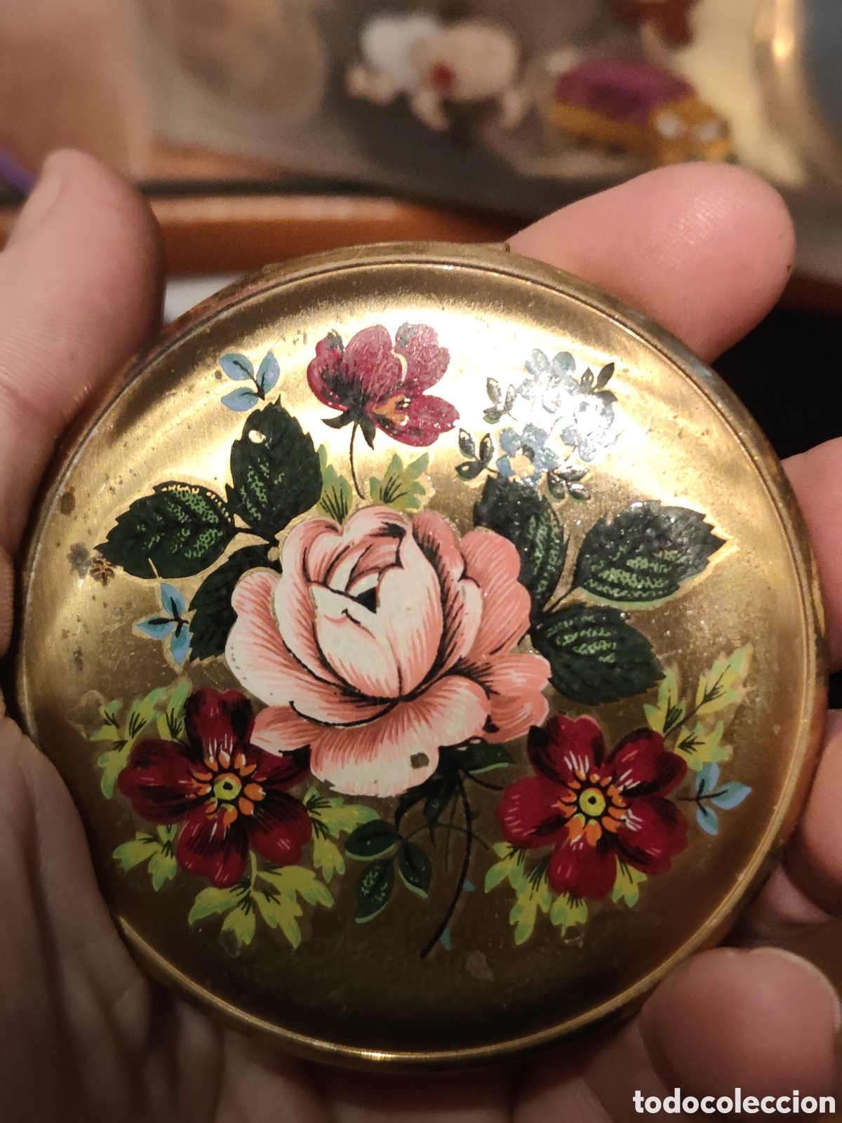 Cajas y cajitas met&aacute;licas: Vintage polvera marca MELISSA - Foto 1