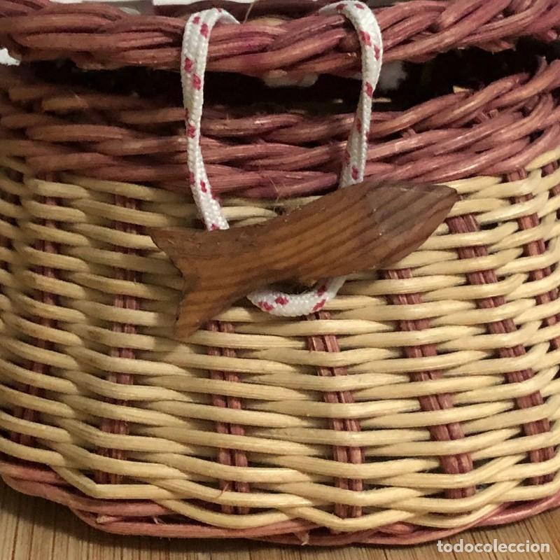 Cajas y cajitas met&aacute;licas: Cesta de mimbre peque&ntilde;a - Foto 2