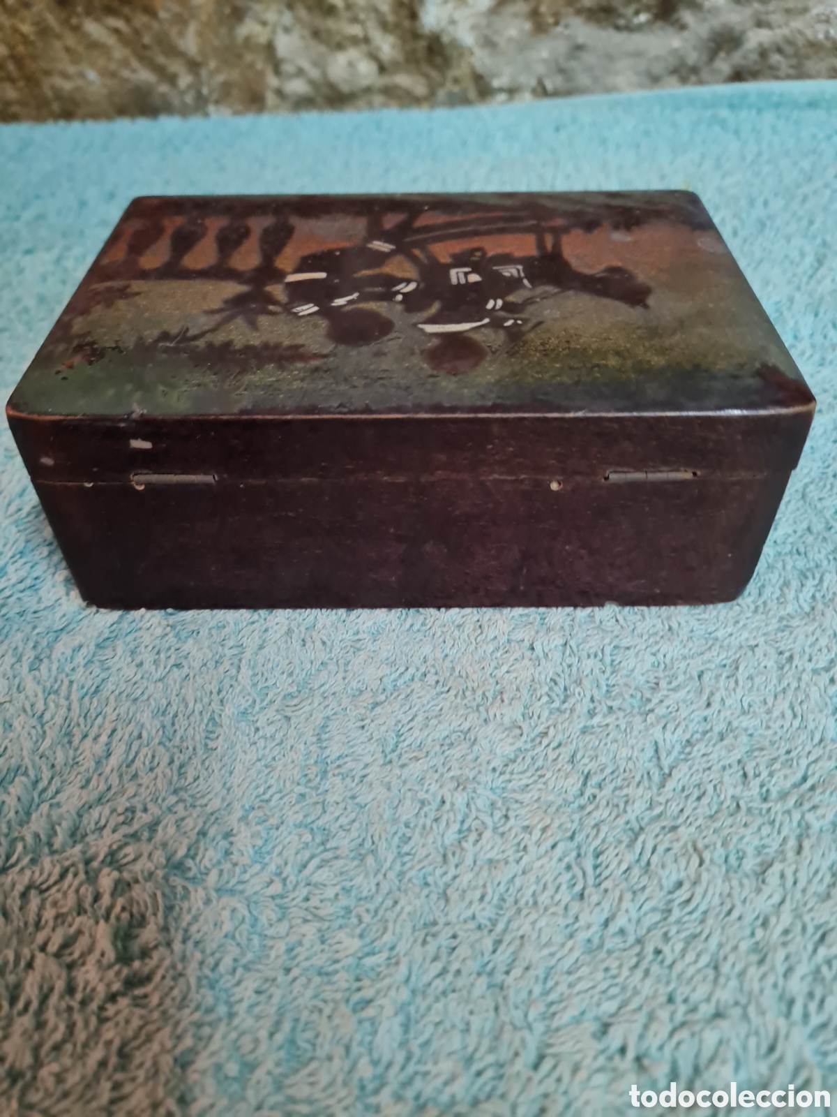 Cajas y cajitas met&aacute;licas: Antigua caja hucha de madera - Foto 5