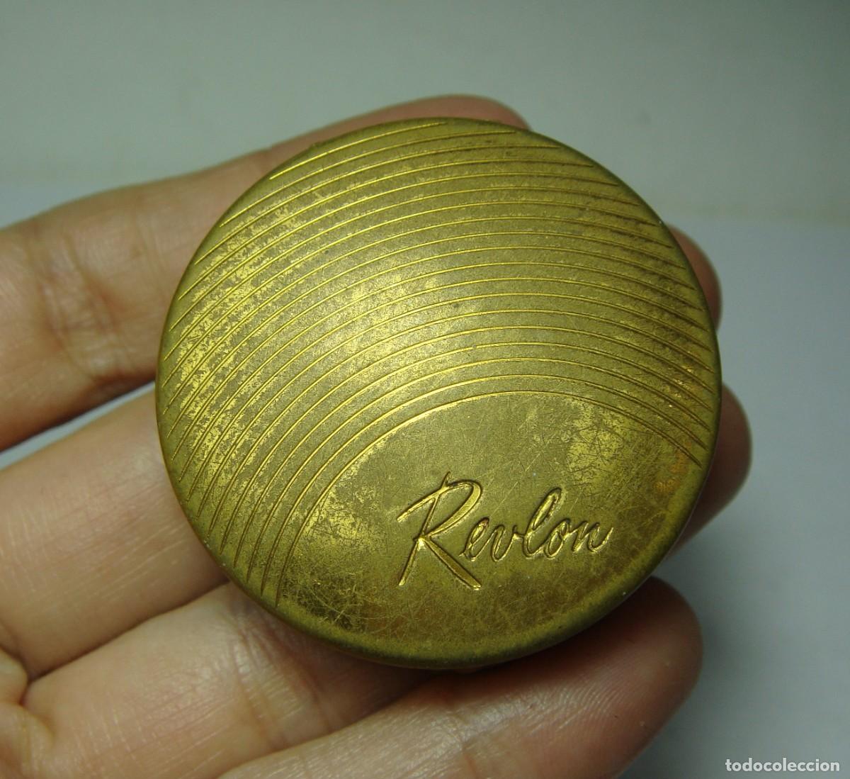 Cajas y cajitas met&aacute;licas: Polvera dorada con espejo REVLON, (a&ntilde;os 50)