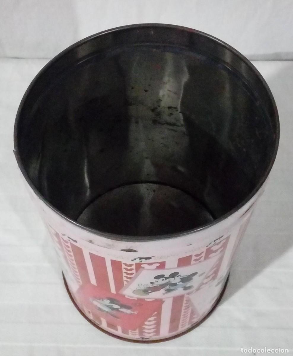Cajas y cajitas met&aacute;licas: Bote circular de Mickey y Minnie - Foto 2
