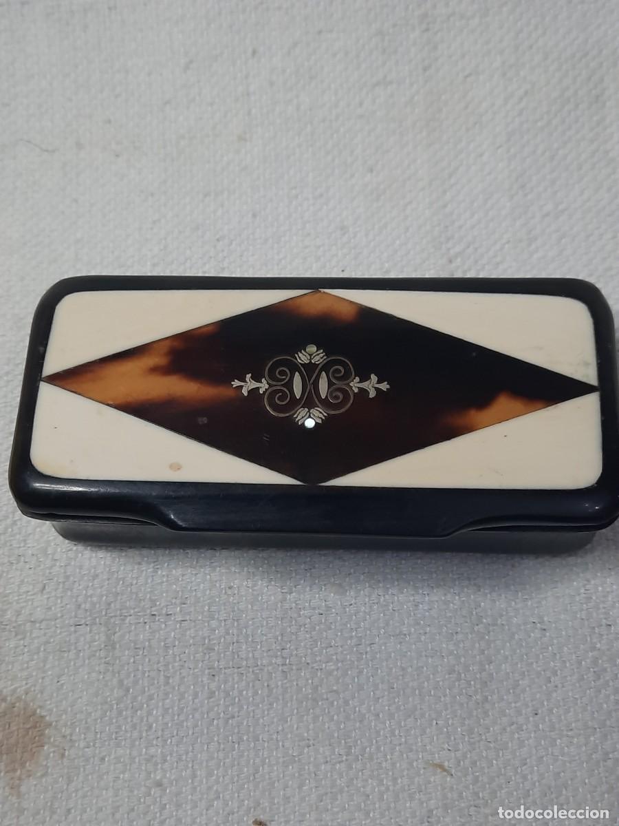 Cajas y cajitas met&aacute;licas: Antigua caja para rape - Foto 1