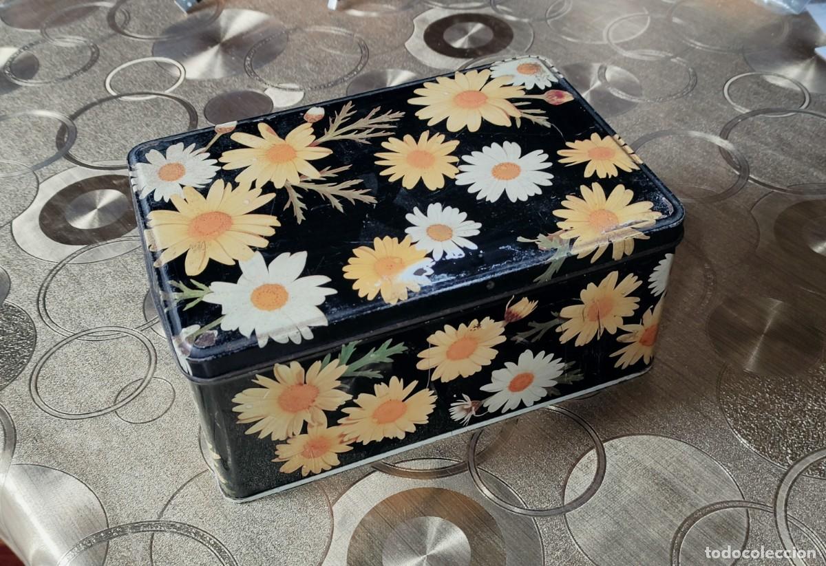 Cajas y cajitas met&aacute;licas: CAJA MET&Aacute;LICA FLOREADA DE COLA-CAO - NUTREXPA - ALIMENTO DE LA JUVENTUD.