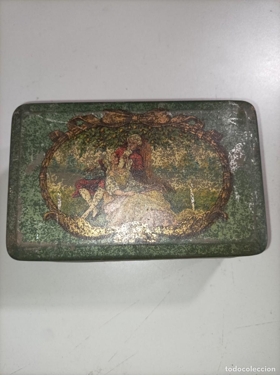 Casse e cassette metalliche: Caja met&aacute;lica antigua PASCUAL PERIS ARRUFAT CASTELL&Oacute;N