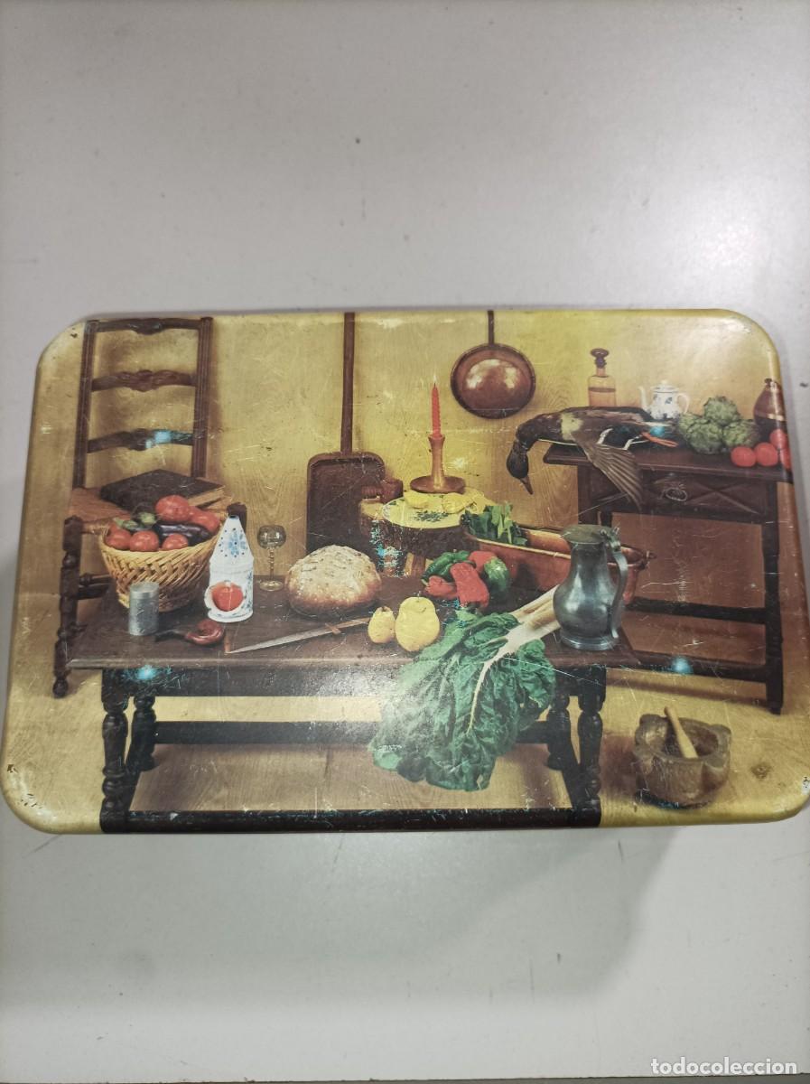 Casse e cassette metalliche: Caja met&aacute;lica antigua DE COSTURA MAGALLY FRANCE