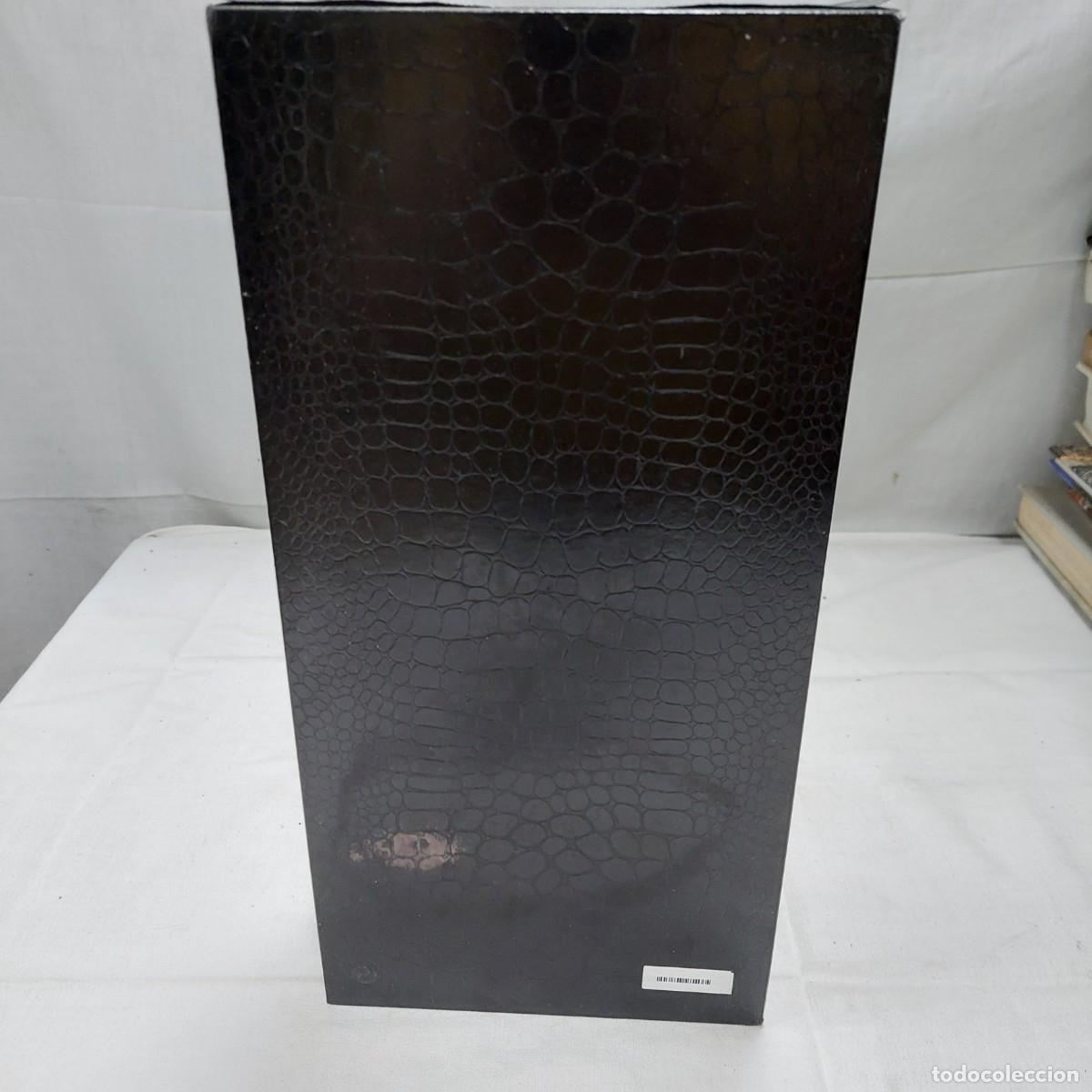 Cajas y cajitas met&aacute;licas: Original caja de Loewe - Foto 6