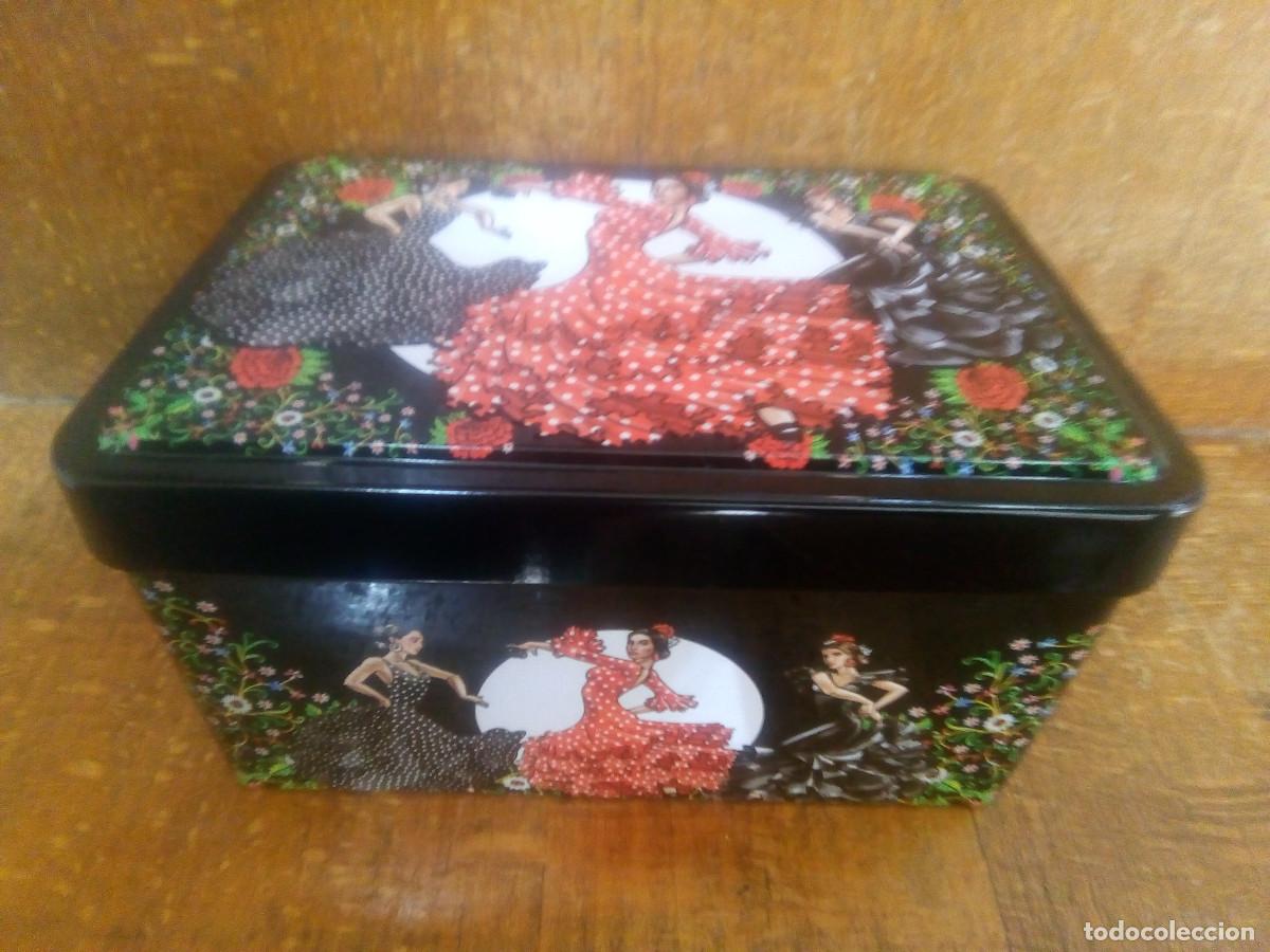 Bo&icirc;tes et petites bo&icirc;tes m&eacute;talliques: CAJA METAL ESTAMPADA