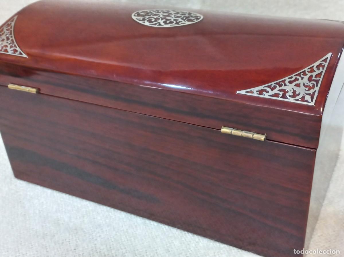 Cajas y cajitas met&aacute;licas: CAJA-COFRE (madera lacada-esta&ntilde;o) - Foto 4