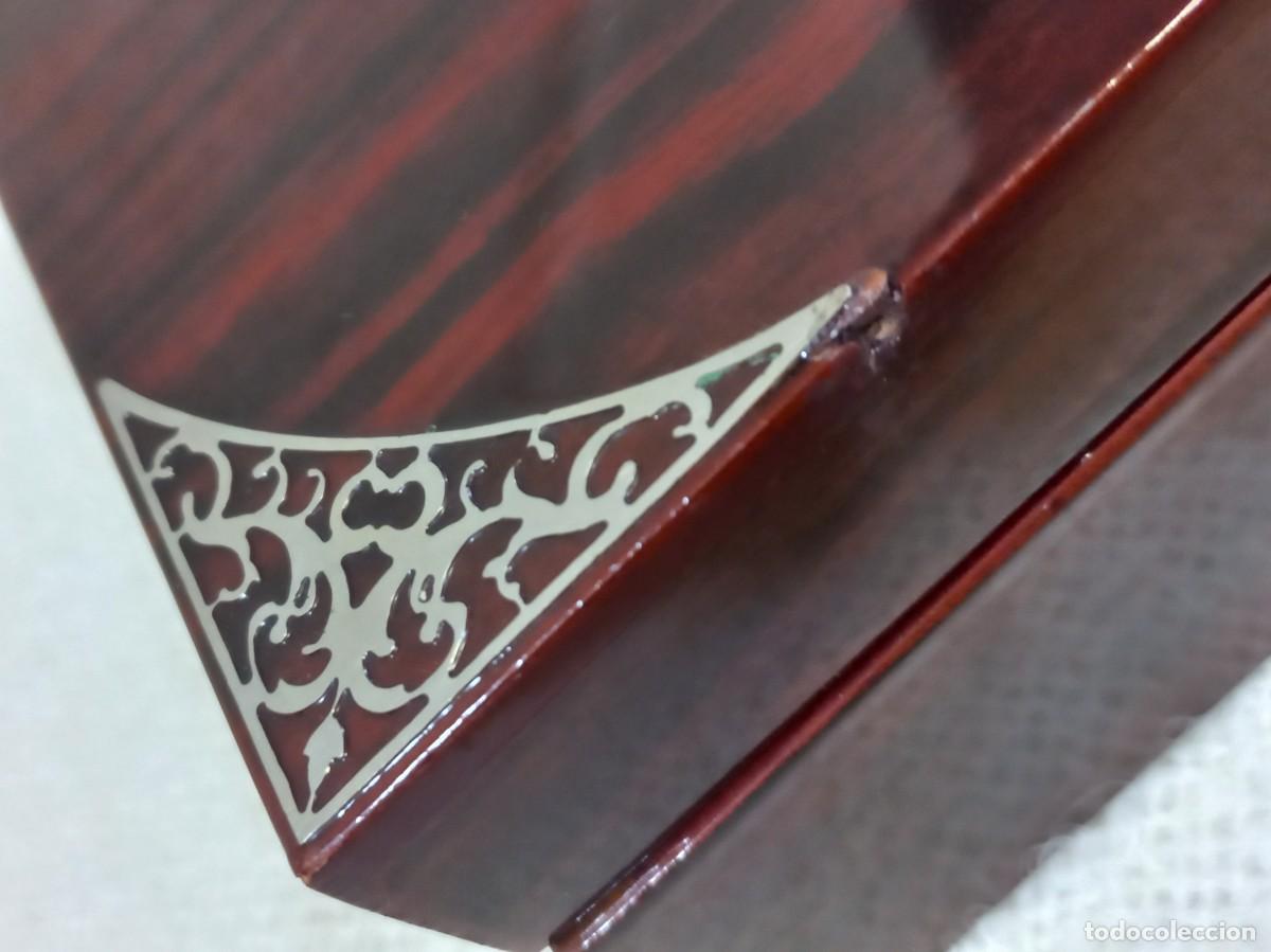 Cajas y cajitas met&aacute;licas: CAJA CUADRADA (madera lacada-esta&ntilde;o) - Foto 5