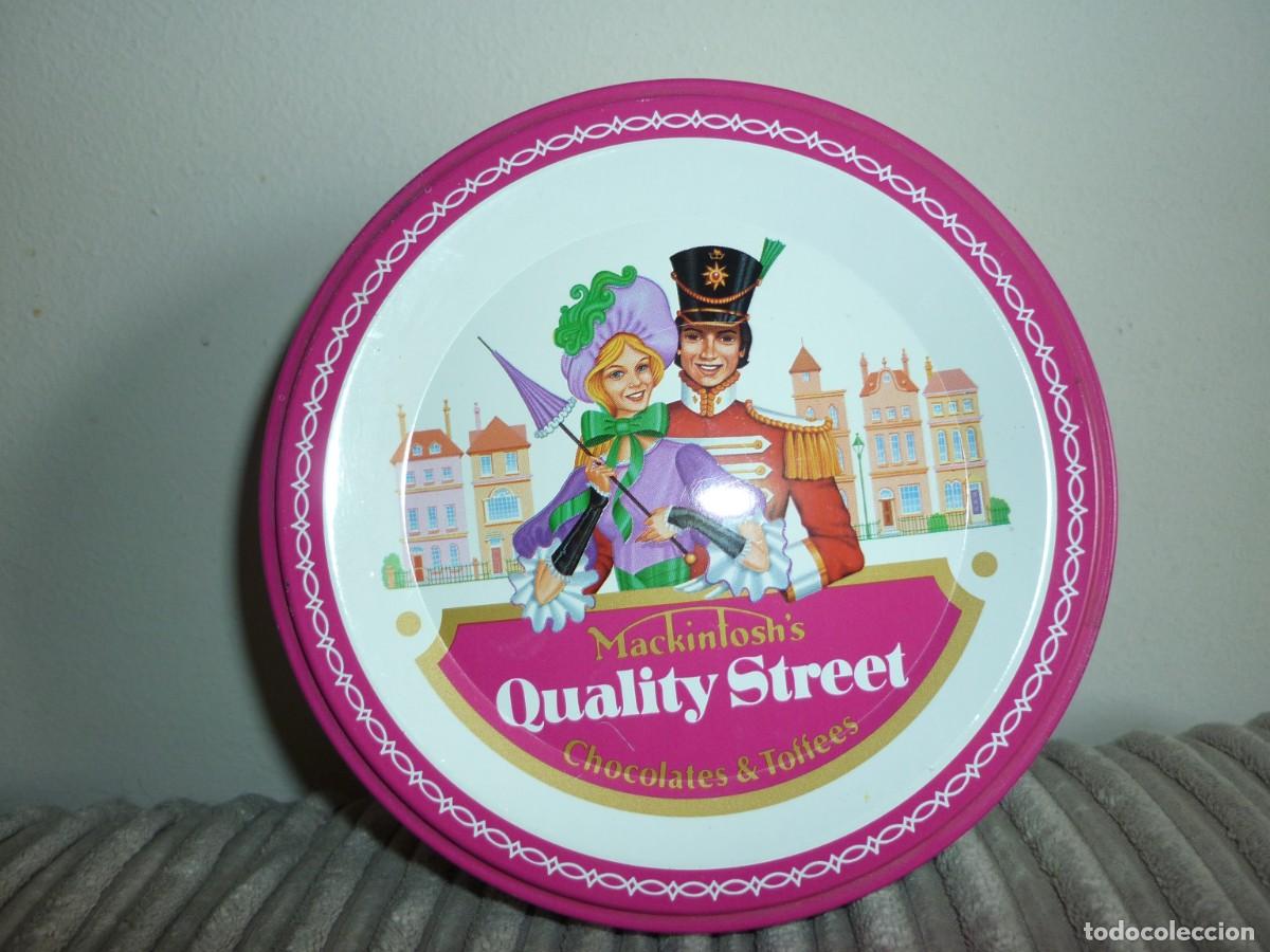 Bo&icirc;tes et petites bo&icirc;tes m&eacute;talliques: CAJA DE METAL QUALITY STREET MACKINTOSH'S CHOCOLATE & TOFFEES-1992