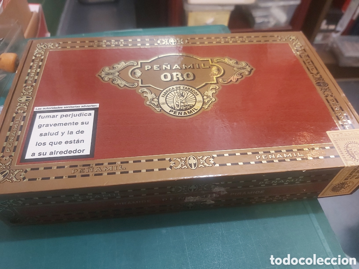 Casse e cassette metalliche: Pe&ntilde;anil oro tabacos caja vac&iacute;a puros pir&aacute;mide