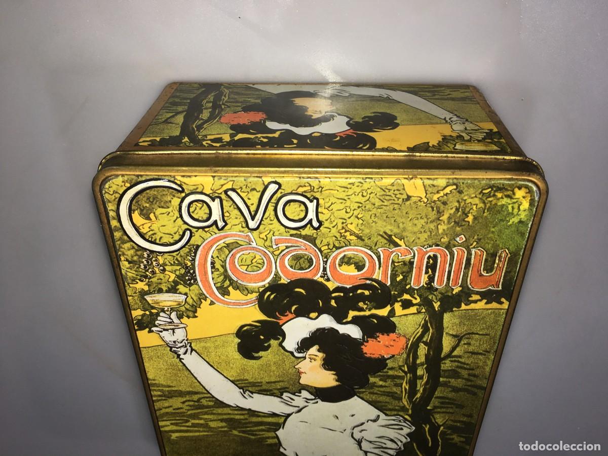 Cajas y cajitas met&aacute;licas: CAJA CAVA CODORNIU - Foto 5