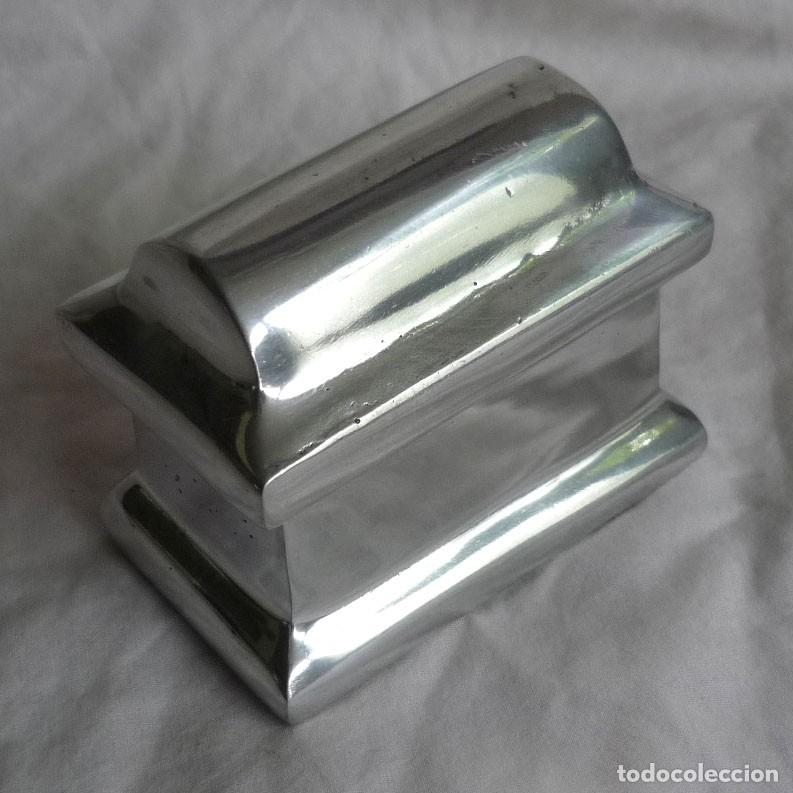 Cajas y cajitas met&aacute;licas: Cofre de aluminio o calamina maciza - Foto 1