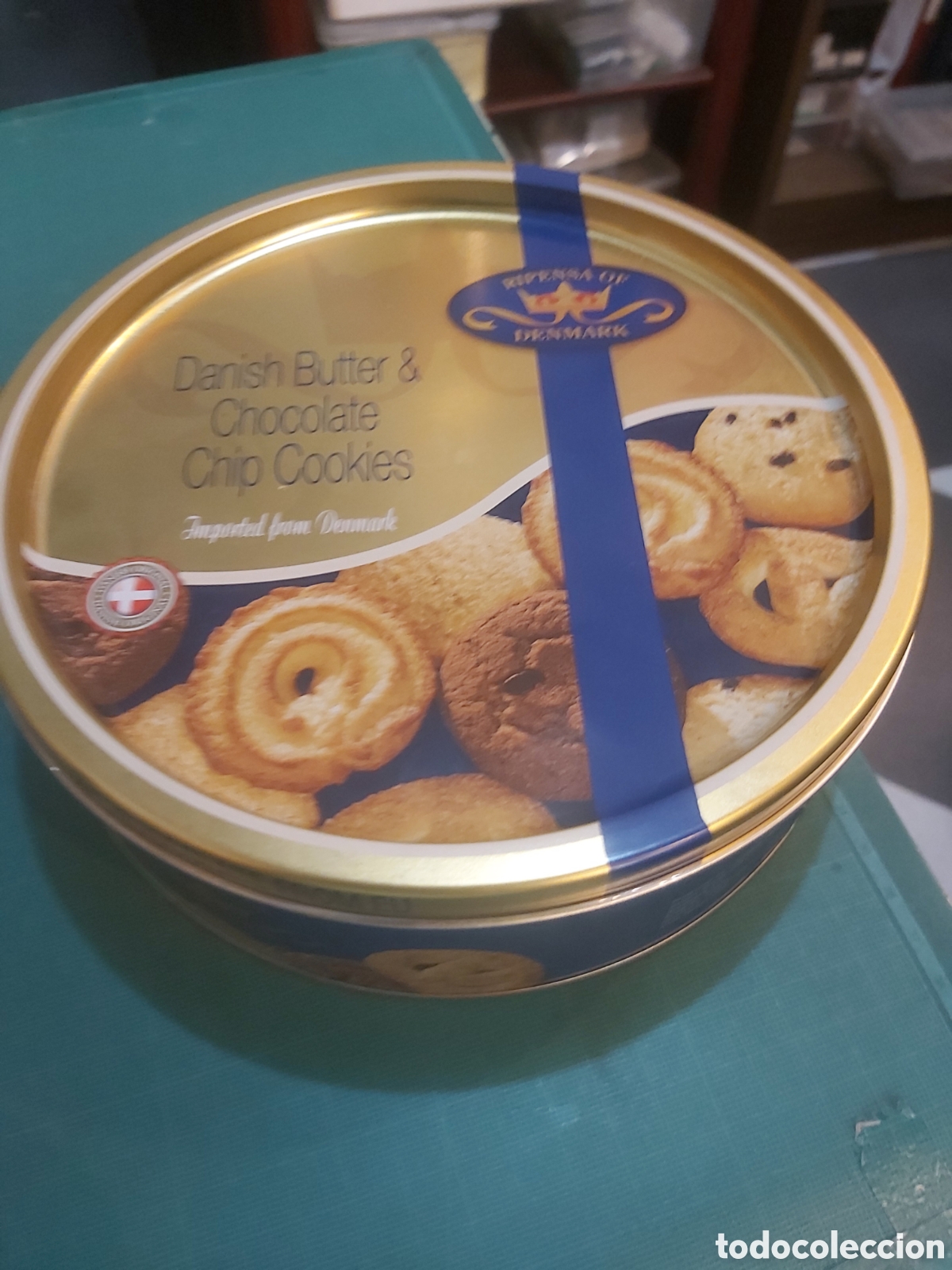 Bo&icirc;tes et petites bo&icirc;tes m&eacute;talliques: Rioensa of de Mark danish butter chip cookies Dinamarca caja vac&iacute;a