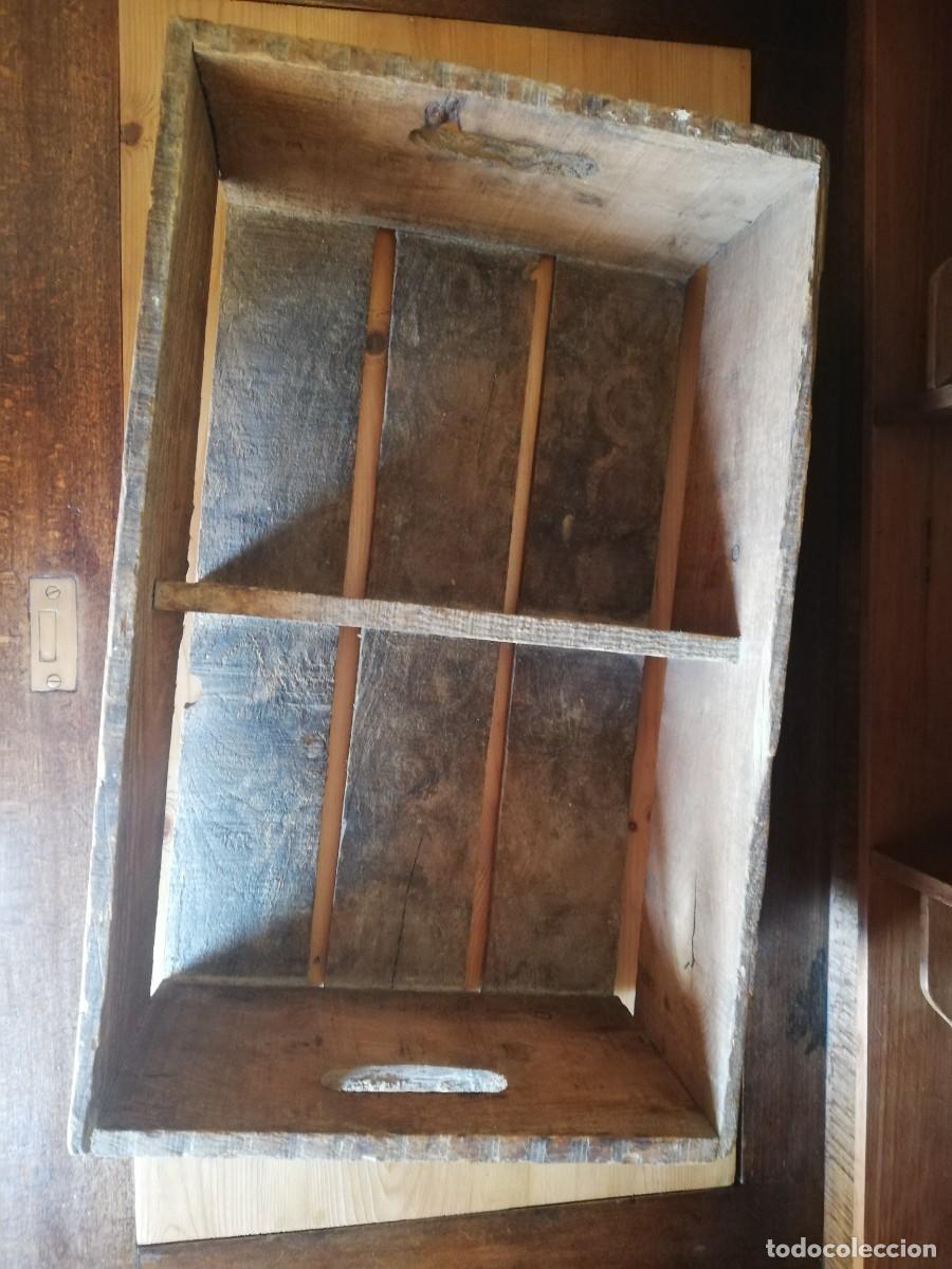 Cajas y cajitas met&aacute;licas: Antigua caja de madera de Cinzano. - Foto 9
