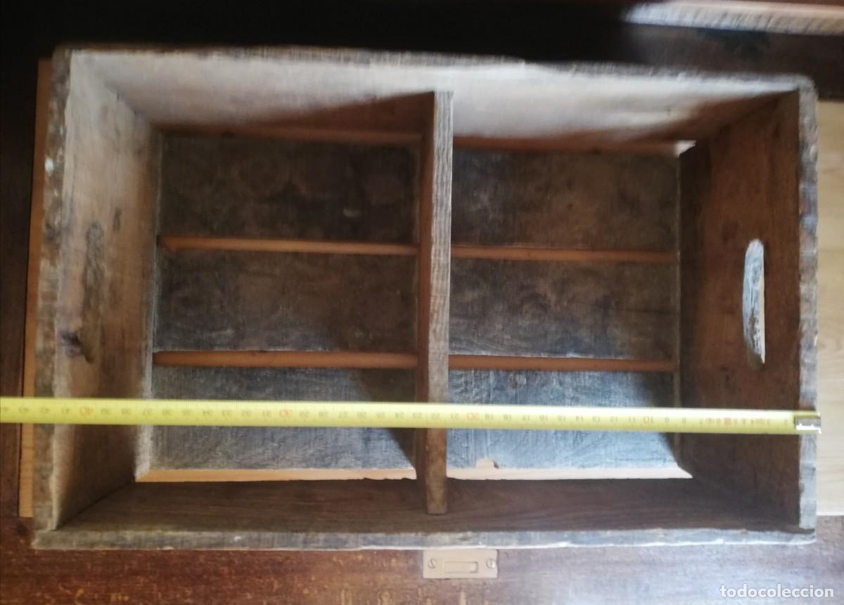 Cajas y cajitas met&aacute;licas: Antigua caja de madera de Cinzano. - Foto 10