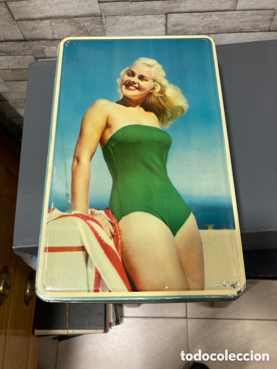 Boxes and metal boxes: Bonita caja de lata pin up