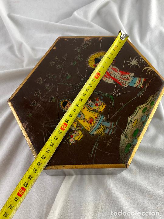 Cajas y cajitas met&aacute;licas: CAJA HEXAGONAL DECORADA - Foto 6