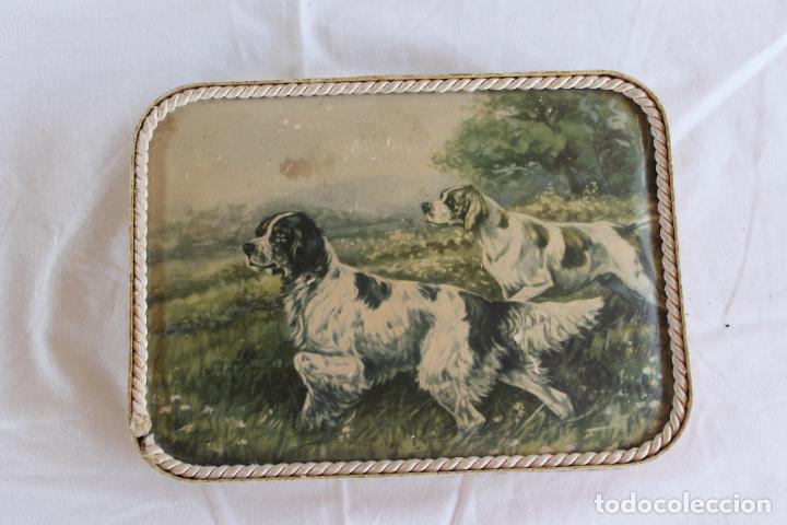 Cajas y cajitas met&aacute;licas: CAJA LITOGRAFIA PERROS DE CAZA