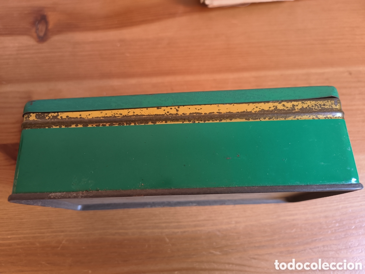 Cajas y cajitas met&aacute;licas: Caja Singer con piezas Singer - Foto 3