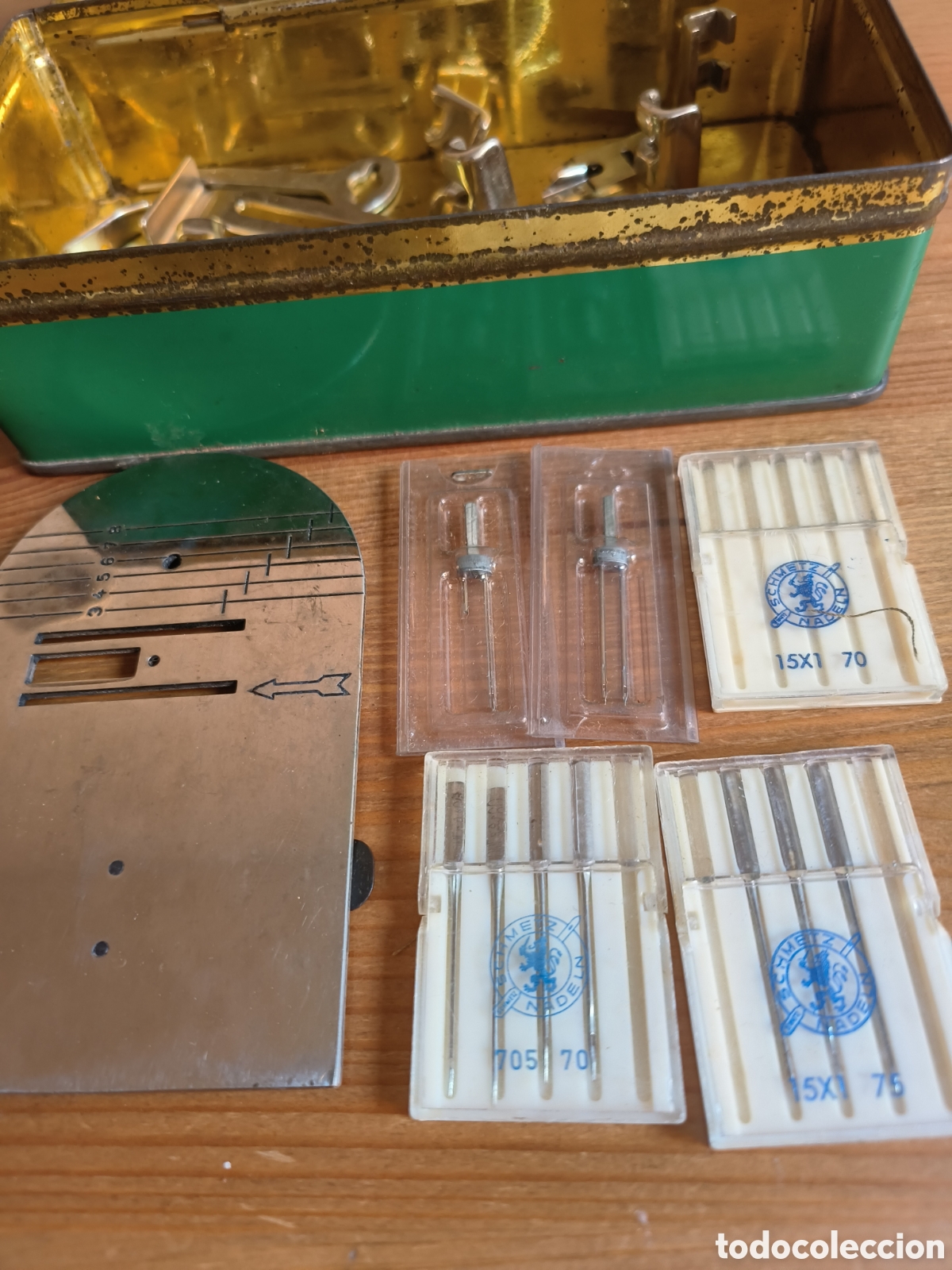 Cajas y cajitas met&aacute;licas: Caja Singer con piezas Singer - Foto 7