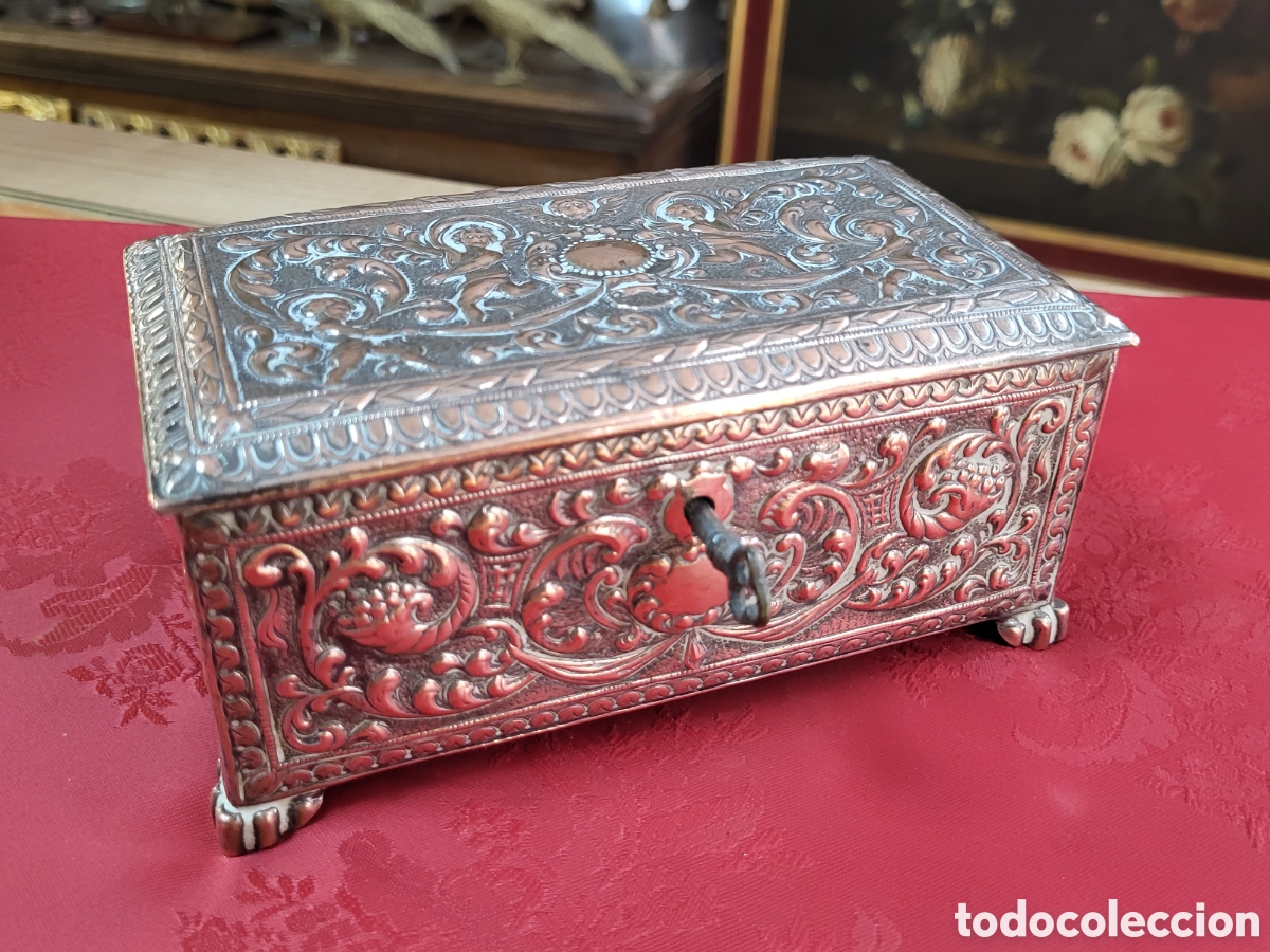 antigua hucha con llave europa capitalizacion - Buy Antique boxes and metal  boxes on todocoleccion