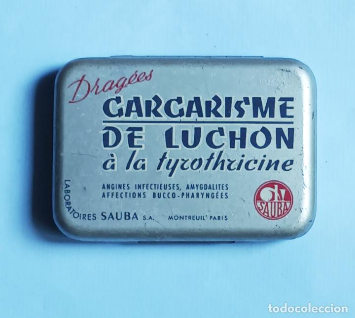 Bo&icirc;tes et petites bo&icirc;tes m&eacute;talliques: Farmacia.. Gargarismes de Luchon a la tyrotricina. Lab, Sauba. Montreux, Paris.. Vell i Bell