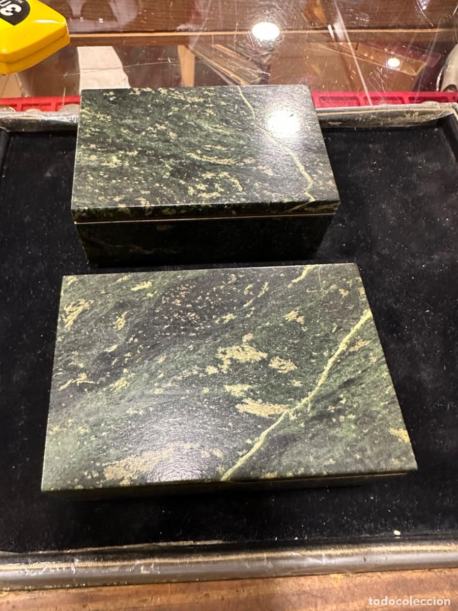 Boxes and metal boxes: Lote de 2 cajas de piedra