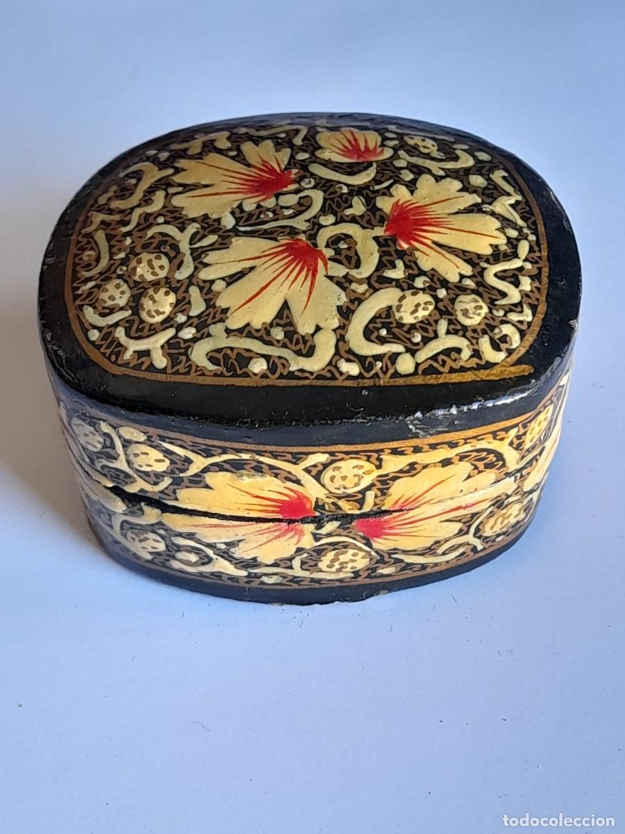 Boxes and metal boxes: Cajita hind&uacute; con decoraci&oacute;n floral
