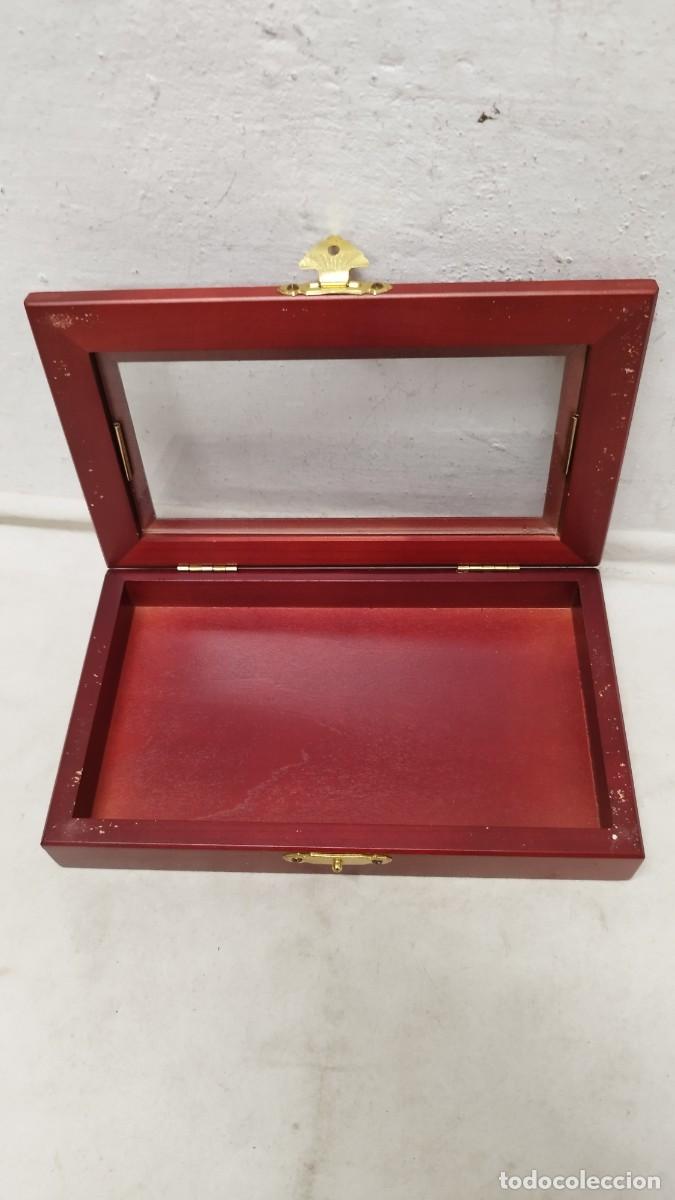 Cajas y cajitas met&aacute;licas: Antigua Caja Expositora,de Madera. - Foto 2