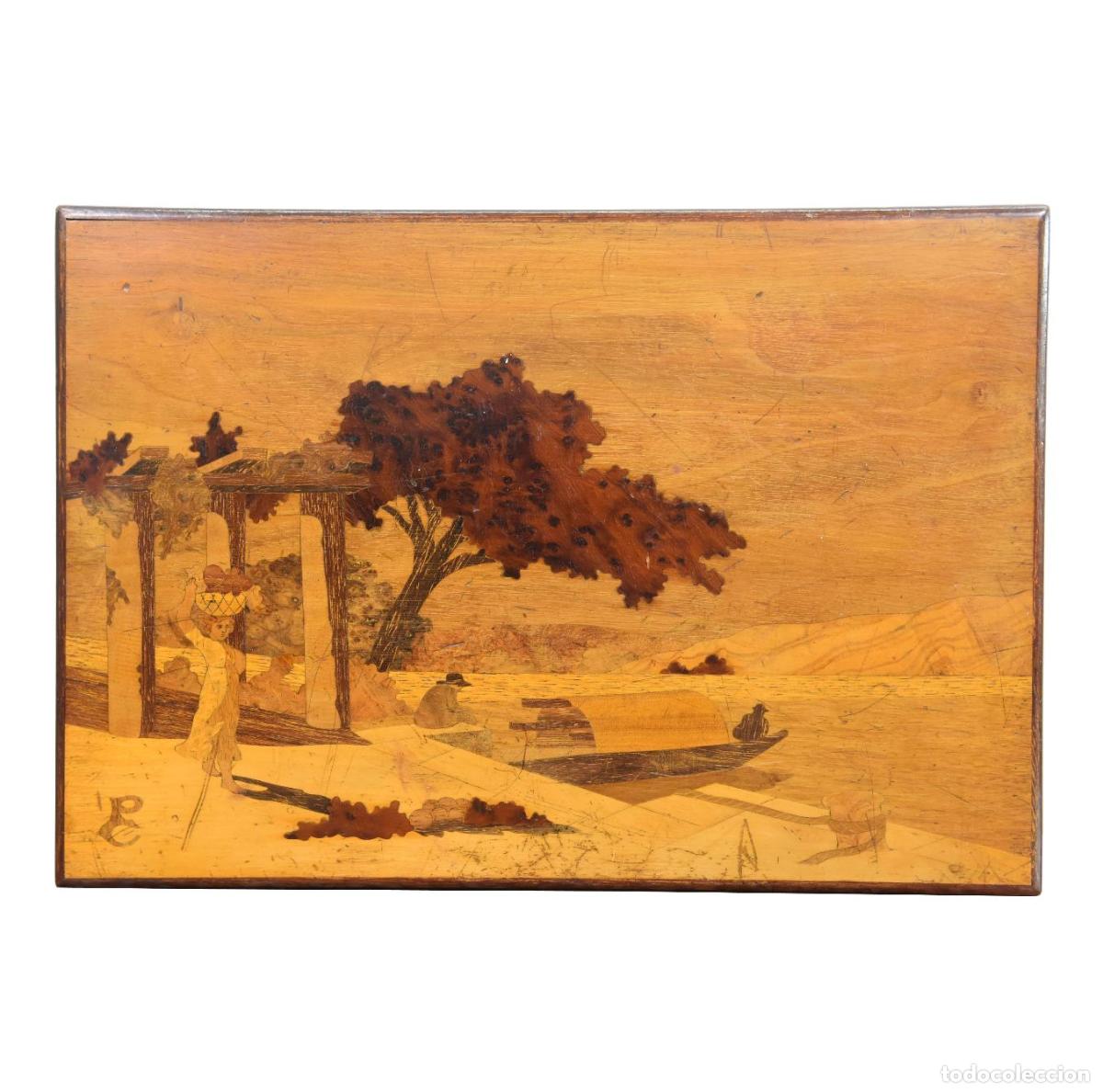 Cajas y cajitas met&aacute;licas: Boite d&eacute;cor marquet&eacute;e Art Nouveau sign&eacute;e 1900