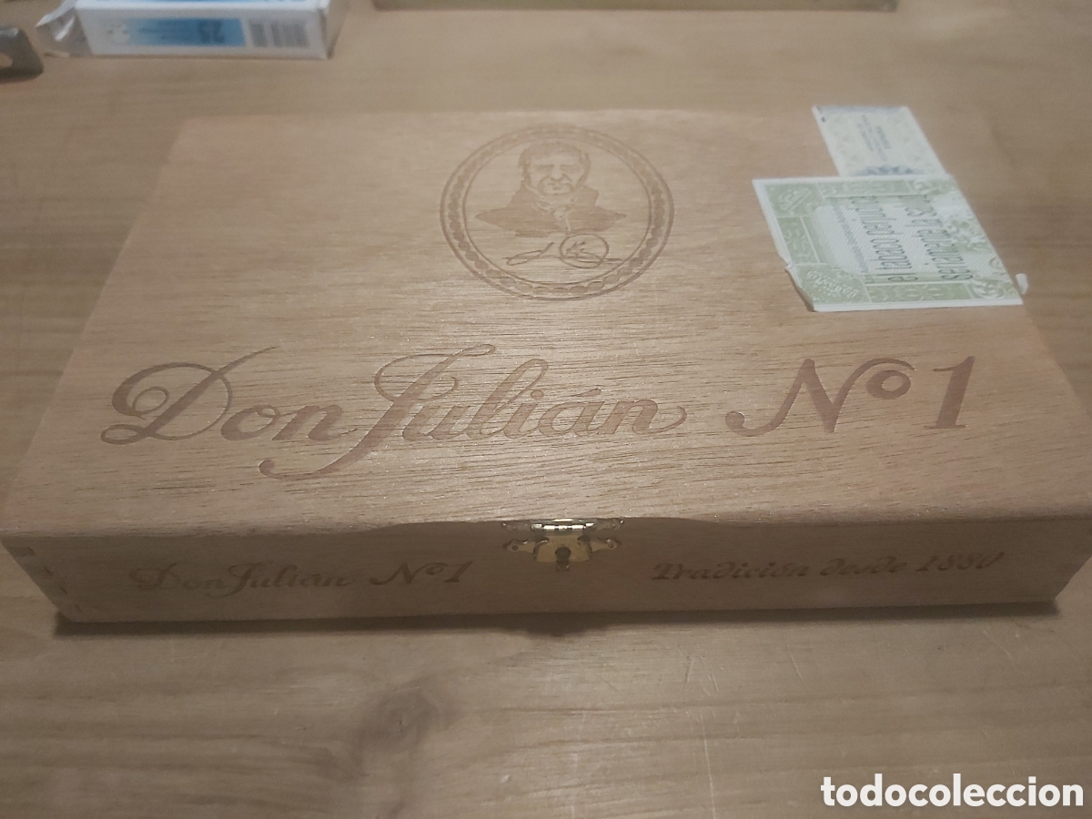 Caixas e caixinhas met&aacute;licas: Caja vac&iacute;a Don Juli&aacute;n n&uacute;mero 1 25 cigarros de lujo la Dalia &Aacute;lvaro
