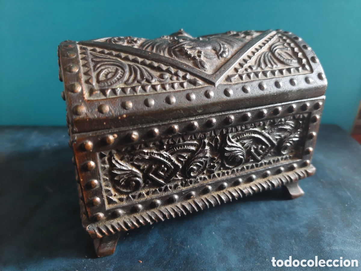 Cajas y cajitas met&aacute;licas: Antiguo joyero 110x7,5x8 cm Calamina