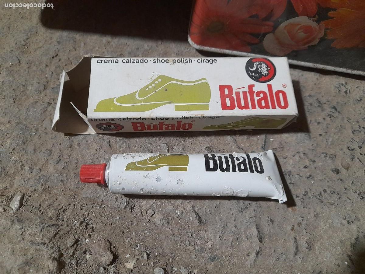 Cajas y cajitas met&aacute;licas: Caja con crema para los zapatos bote vac&iacute;o Bufalo