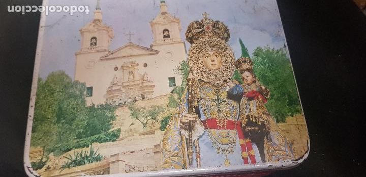 Cajas y cajitas met&aacute;licas: LA FUENSANTICA