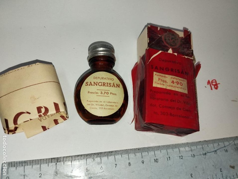 Cajas y cajitas met&aacute;licas: CAJA DE FARMACIA SANGRISAN LAB. VILADOT // MEDICAMENTO ANTIGUO