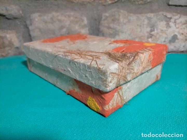 Cajas y cajitas met&aacute;licas: Caja rectangular de cart&oacute;n pintada con flores hecha a mano - Foto 5