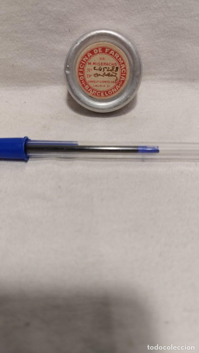 Bo&icirc;tes et petites bo&icirc;tes m&eacute;talliques: Antigua Cajita Met&aacute;lica Oficina de Farmacia,M. Miserach Barcelona