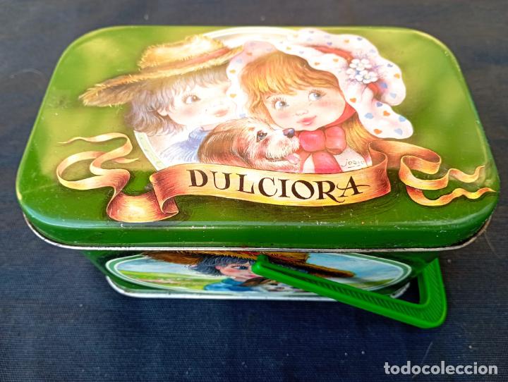 Cajas y cajitas met&aacute;licas: ANTIGUA CAJA DE LATA CARAMELOS DULCIORA.