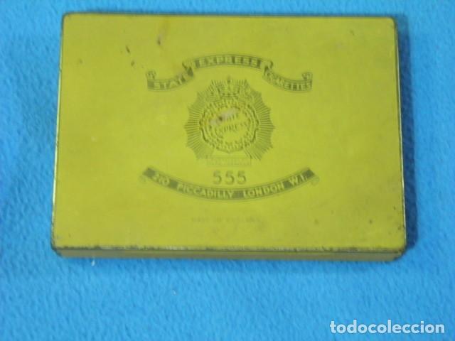 Cajas y cajitas met&aacute;licas: Antigua caja de tabaco 555 State Express - Foto 1