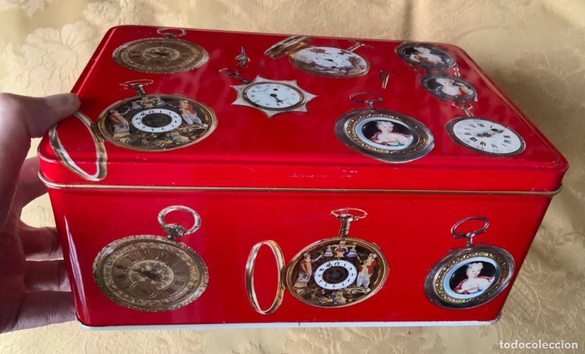 Cajas y cajitas met&aacute;licas: CAJA DE LATA COLA CAO A&Ntilde;OS 70 RELOJES