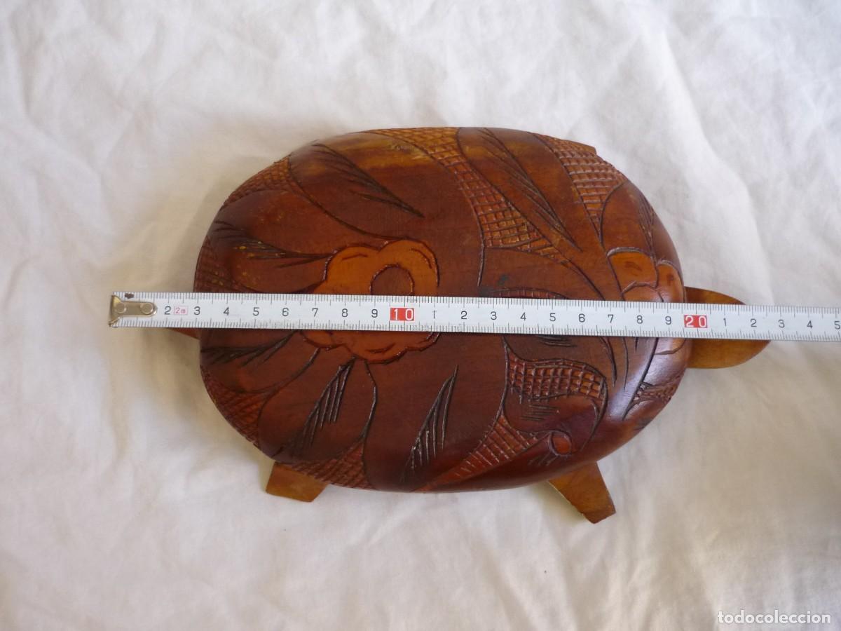 Cajas y cajitas met&aacute;licas: Caja tallada en madera con forma de tortuga - Foto 5