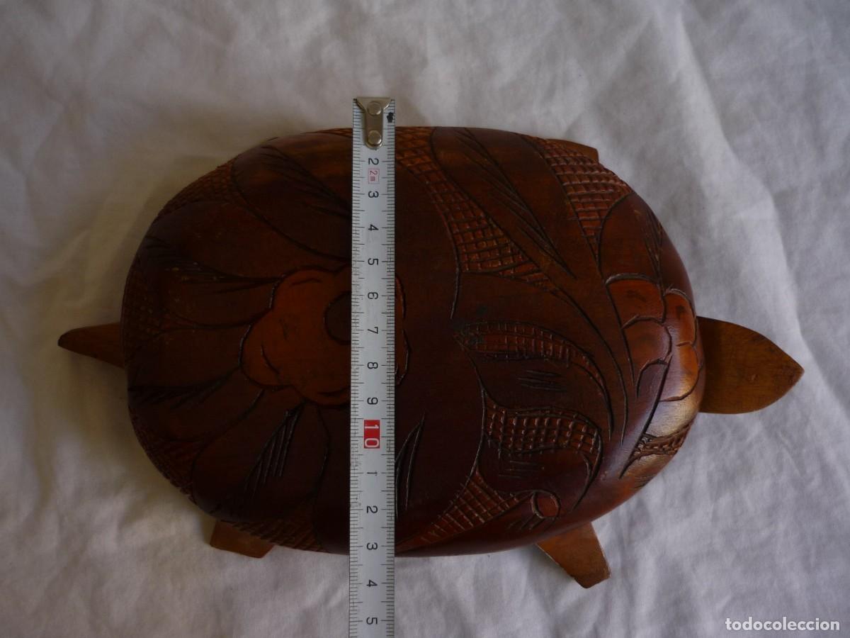 Cajas y cajitas met&aacute;licas: Caja tallada en madera con forma de tortuga - Foto 6