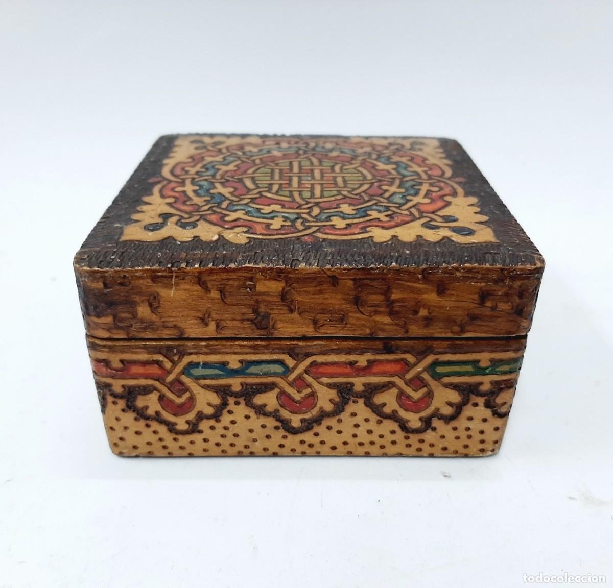 pequeña caja de carton de puleva max energia + - Buy Antique boxes and  metal boxes on todocoleccion