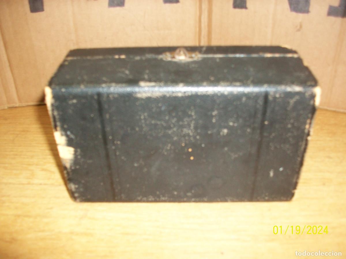 Cajas y cajitas met&aacute;licas: ANTIGUA CAJA DE MADERA - Foto 6