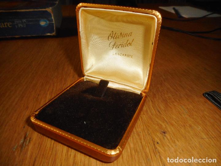 Cajas y cajitas met&aacute;licas: ANTIGUO ESTUCHE O CAJITA DE JOYERIA OLIDINA PERIDOT LANZAROTE ISLAS CANARIAS SIGLO XX