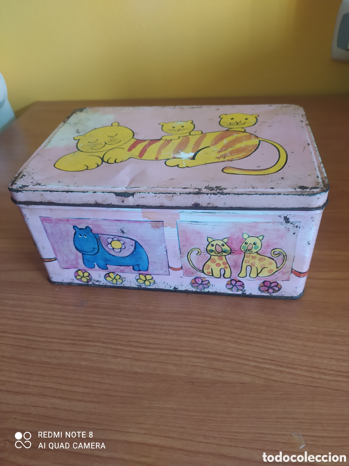 Cajas y cajitas met&aacute;licas: Caja met&aacute;lica lata de Cola-cao 1972