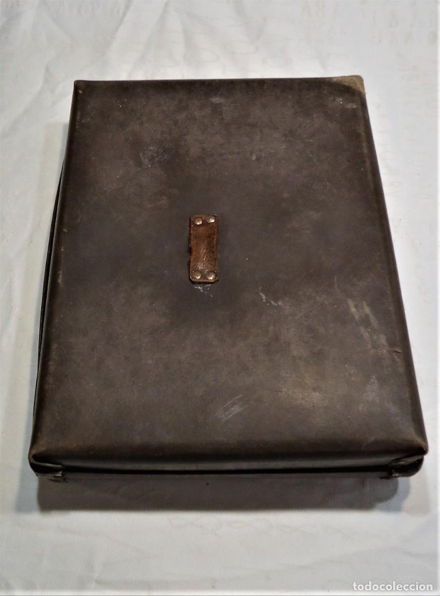 Cajas y cajitas met&aacute;licas: Antigua caja de merceria