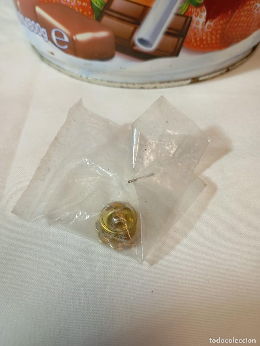 Cajas y cajitas met&aacute;licas: Lata y Pin de Chupa Chups - Foto 3